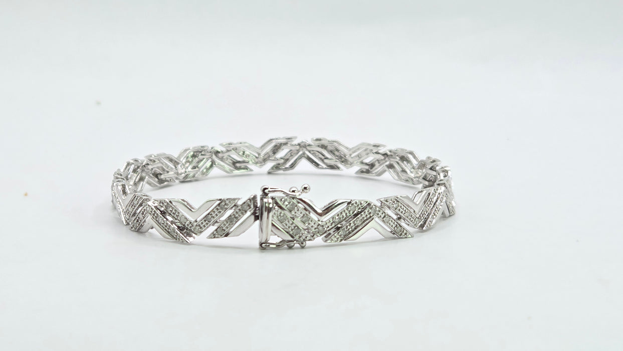 Vintage: 9ct White Gold Diamond Chevron Bracelet