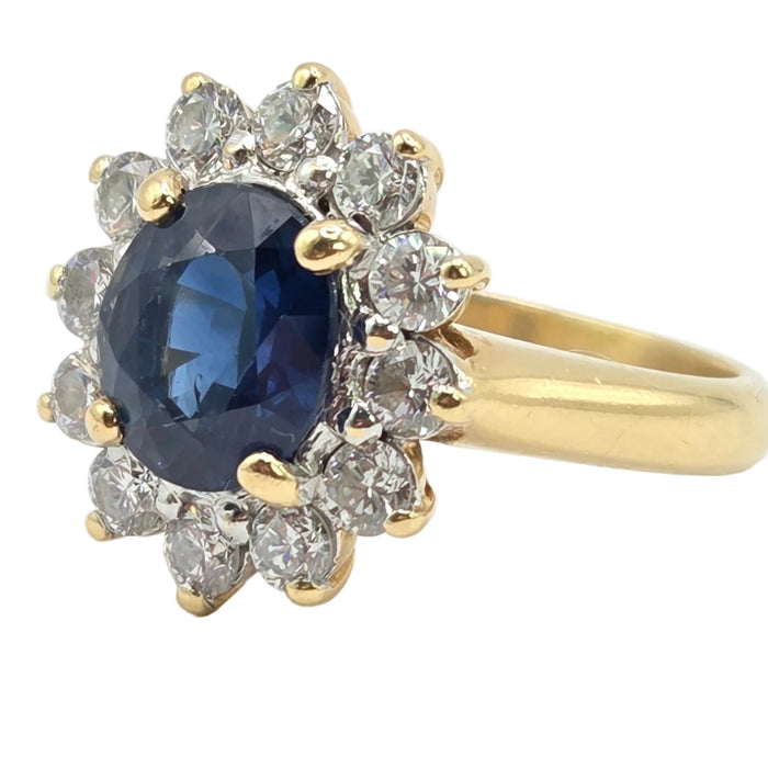 Vintage: 18ct Yellow Gold Sapphire & Diamond Cluster Ring — 3.30ct Sapphire / 1.20ct Diamonds