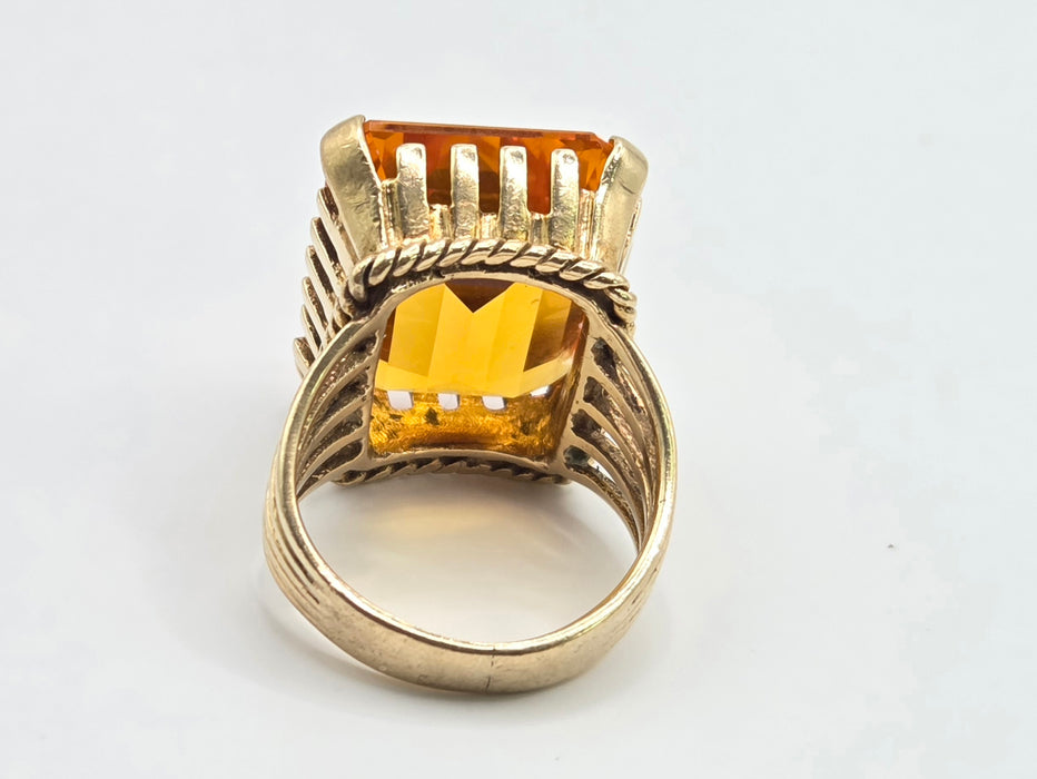 Vintage: 9ct Yellow Gold Orange Synthetic Sapphire Dress Ring — 25.39ct