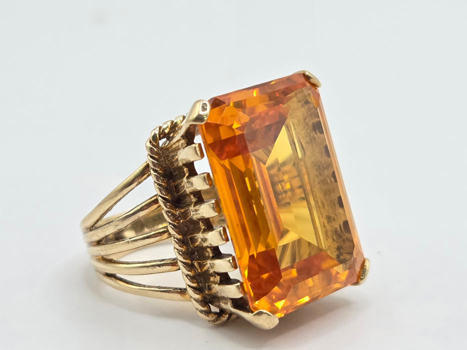Vintage: 9ct Yellow Gold Orange Synthetic Sapphire Dress Ring — 25.39ct