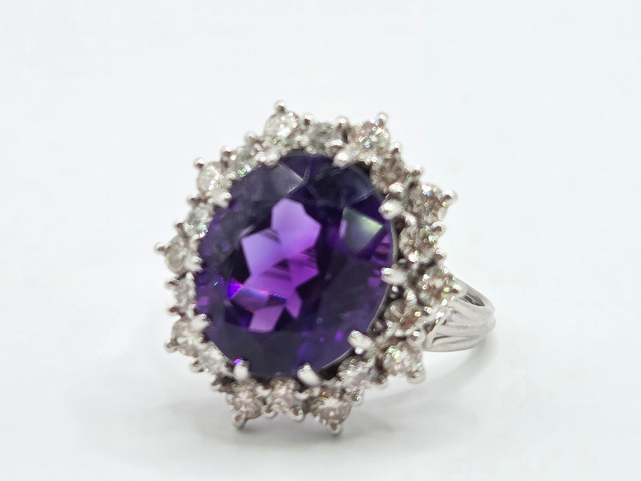 Vintage: 18ct White Gold Amethyst & Diamond Cluster Ring — 7.00ct Amethyst / 1.20ct Diamonds