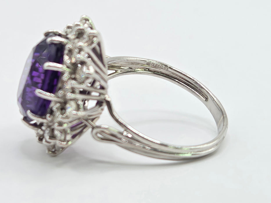 Vintage: 18ct White Gold Amethyst & Diamond Cluster Ring — 7.00ct Amethyst / 1.20ct Diamonds