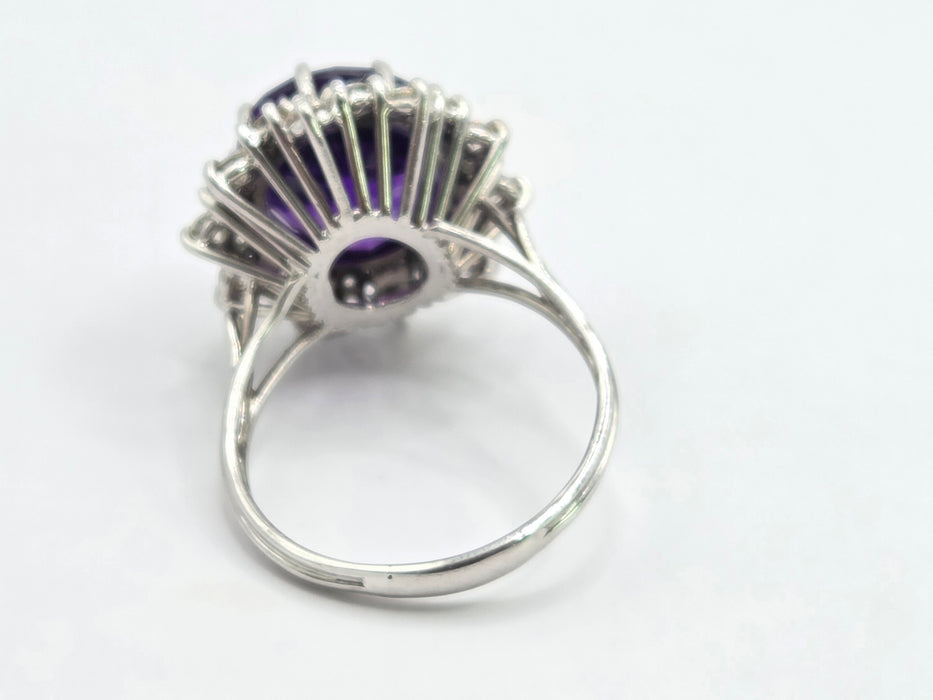 Vintage: 18ct White Gold Amethyst & Diamond Cluster Ring — 7.00ct Amethyst / 1.20ct Diamonds