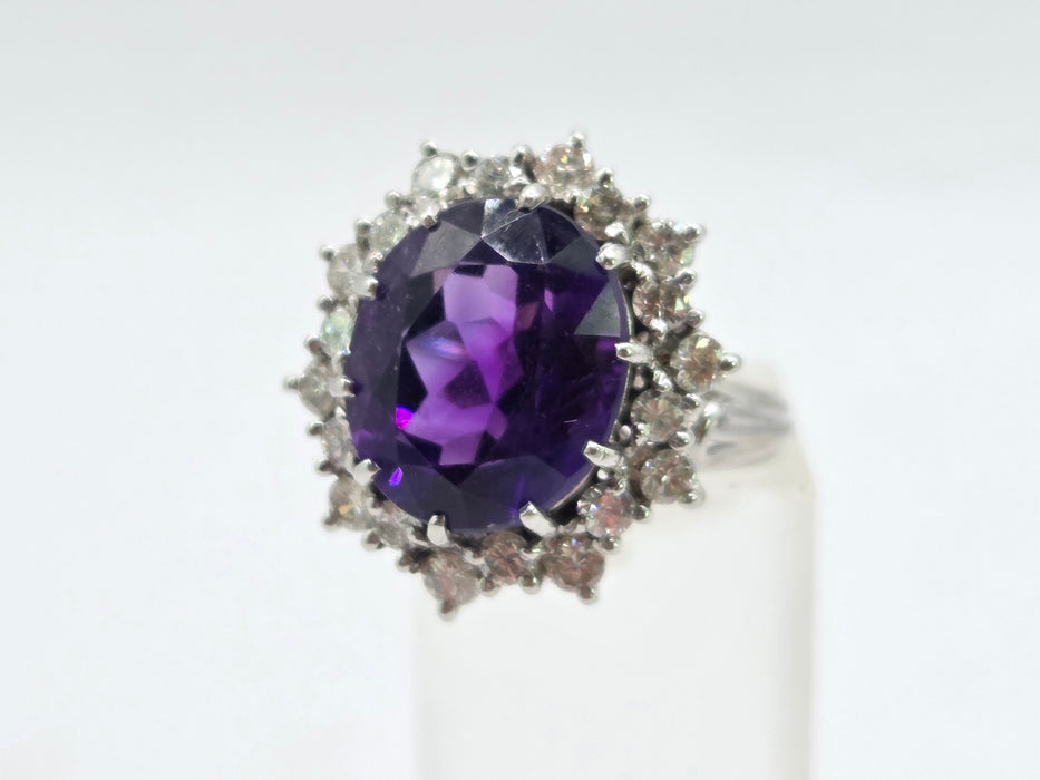 Vintage: 18ct White Gold Amethyst & Diamond Cluster Ring — 7.00ct Amethyst / 1.20ct Diamonds