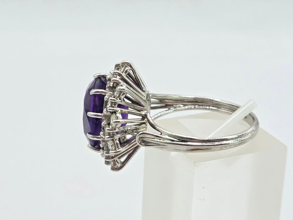 Vintage: 18ct White Gold Amethyst & Diamond Cluster Ring — 7.00ct Amethyst / 1.20ct Diamonds