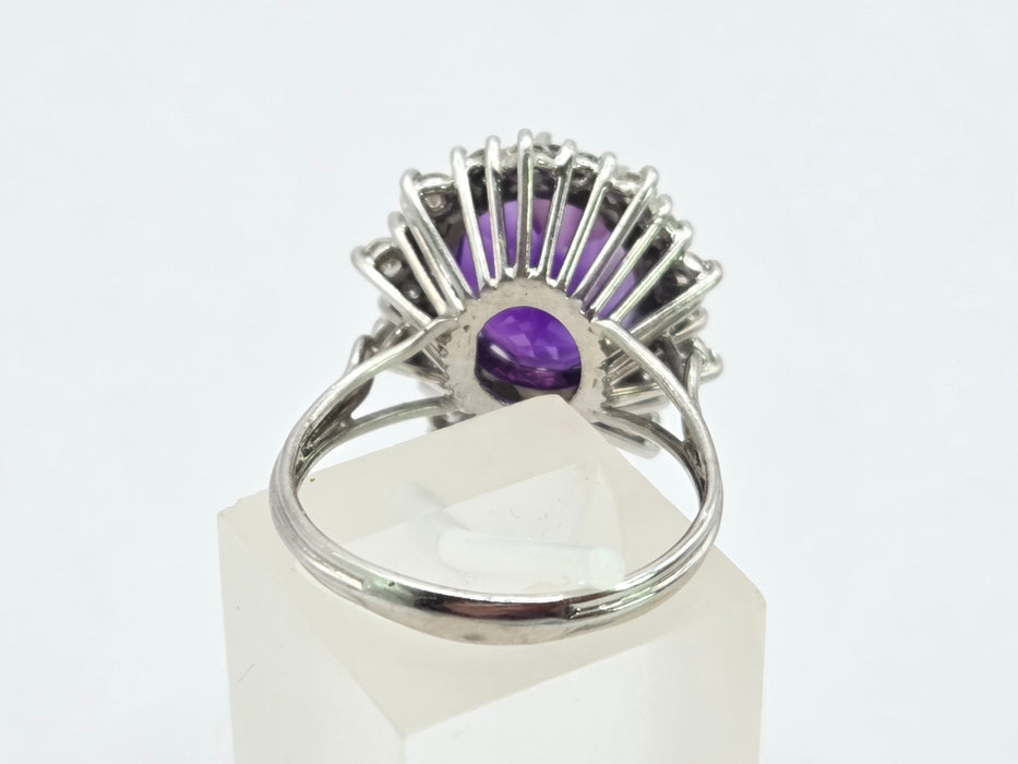 Vintage: 18ct White Gold Amethyst & Diamond Cluster Ring — 7.00ct Amethyst / 1.20ct Diamonds