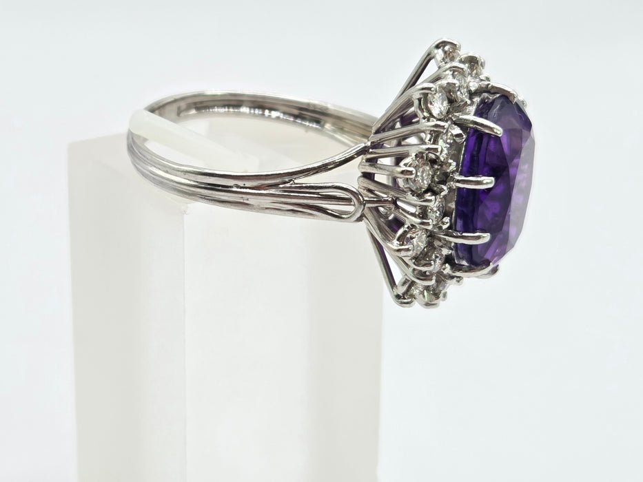 Vintage: 18ct White Gold Amethyst & Diamond Cluster Ring — 7.00ct Amethyst / 1.20ct Diamonds