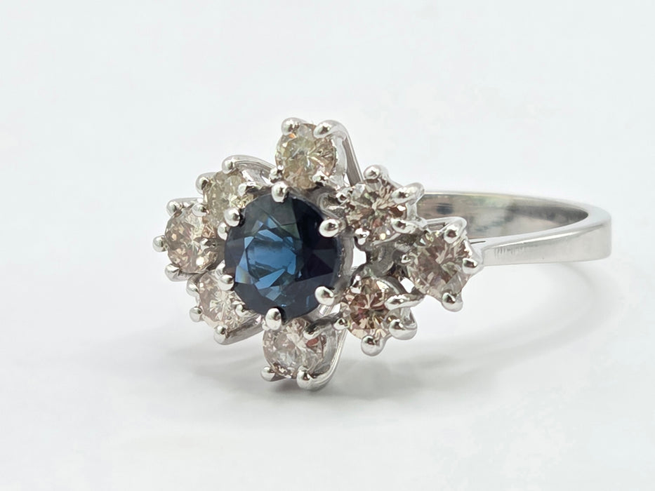 Vintage: 18ct White Gold Sapphire & Diamond Cluster Ring — 0.95ct Sapphire / 0.80ct Diamonds
