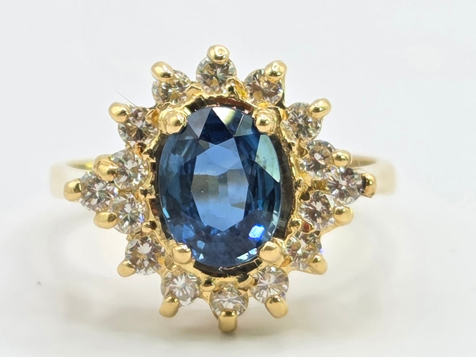 Vintage: 18ct Yellow Gold Sapphire & Diamond Cluster Ring — 1.29ct Sapphire / 0.50ct Diamonds