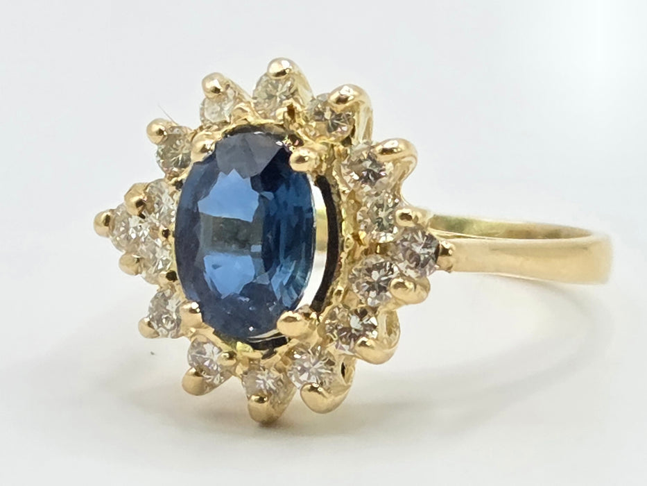 Vintage: 18ct Yellow Gold Sapphire & Diamond Cluster Ring — 1.29ct Sapphire / 0.50ct Diamonds