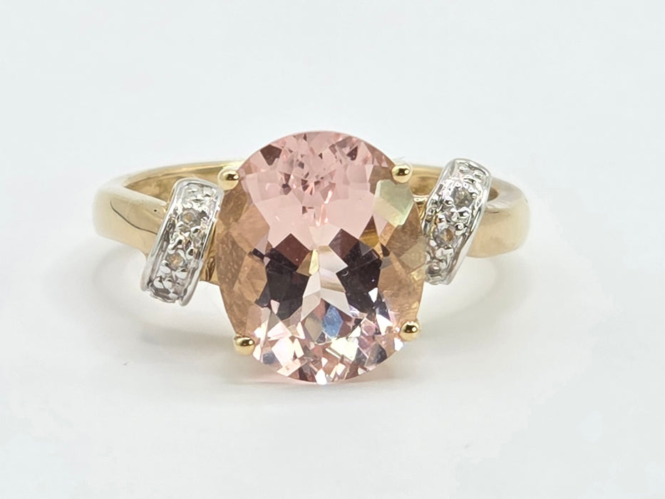 Vintage: 9ct Yellow Gold Morganite & Glacier Topaz Ring