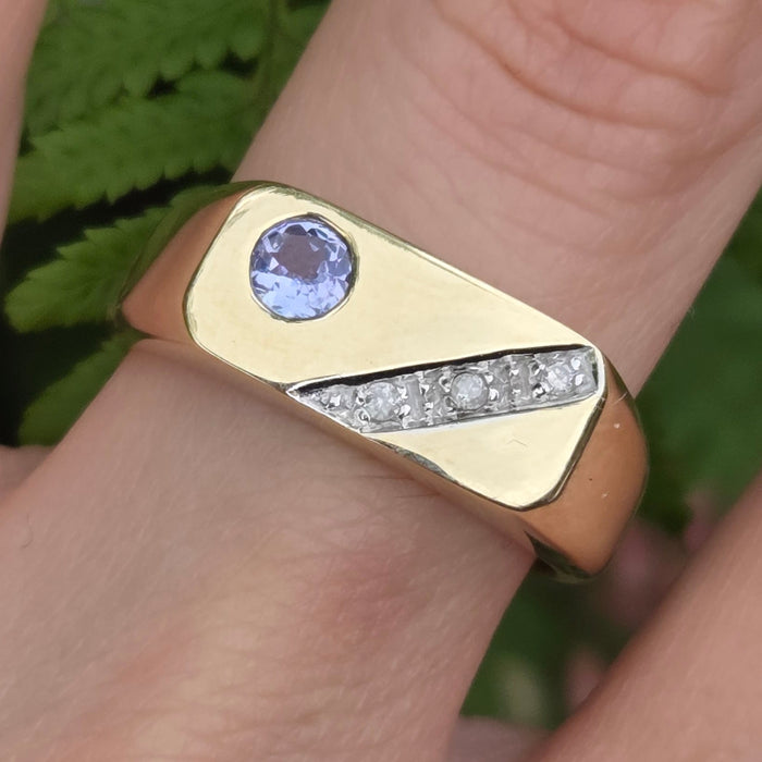 Vintage: 9ct Yellow Gold Tanzanite & Diamond Statement Signet Ring