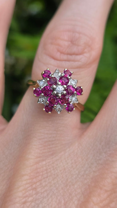 Vintage: 18ct Yellow Gold Ruby & Diamond Snowflake Cluster Ring — From 1976