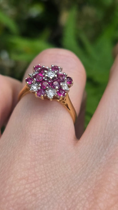 Vintage: 18ct Yellow Gold Ruby & Diamond Snowflake Cluster Ring — From 1976
