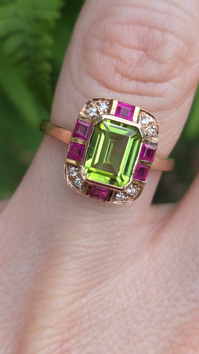 Vintage: 9ct Rose Gold Peridot, Ruby & Goshenite Art Deco Style Panel Ring