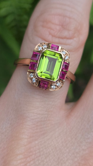 Vintage: 9ct Rose Gold Peridot, Ruby & Goshenite Art Deco Style Panel Ring