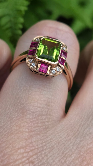 Vintage: 9ct Rose Gold Peridot, Ruby & Goshenite Art Deco Style Panel Ring