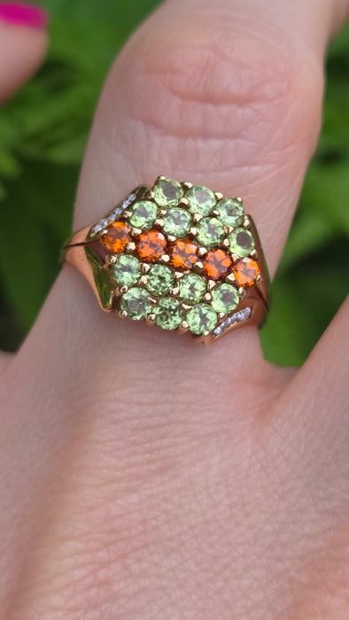 Vintage: 9ct Yellow Gold Peridot & Citrine Cluster Ring