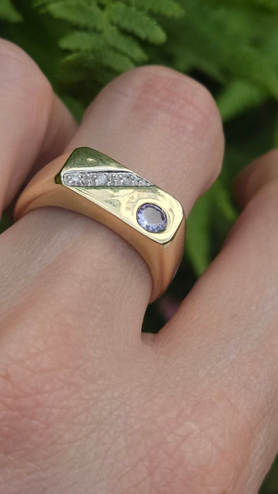 Vintage: 9ct Yellow Gold Tanzanite & Diamond Statement Signet Ring