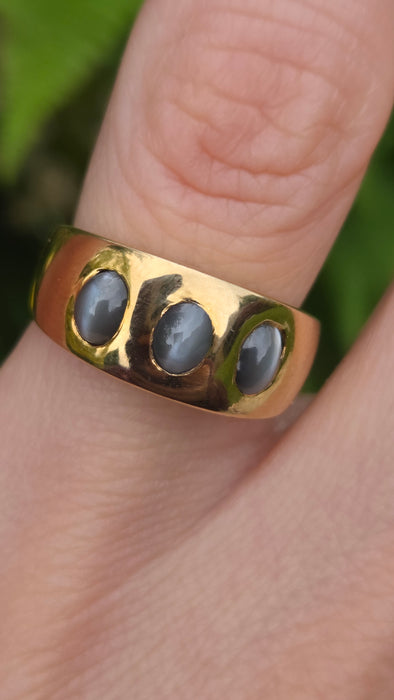 Vintage: 9ct Yellow Gold Alexandrite Cat's Eye Ring