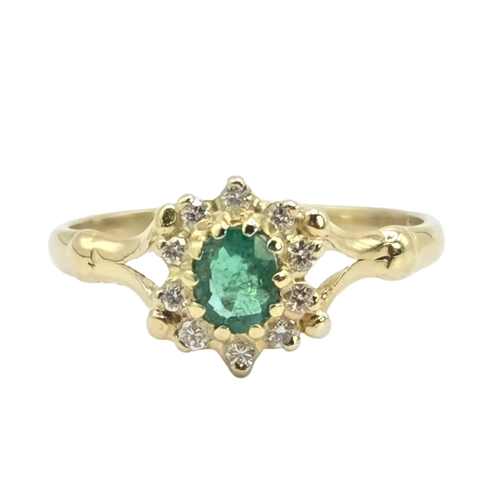 Vintage: 18ct Yellow Gold Emerald & Diamond Cluster Ring