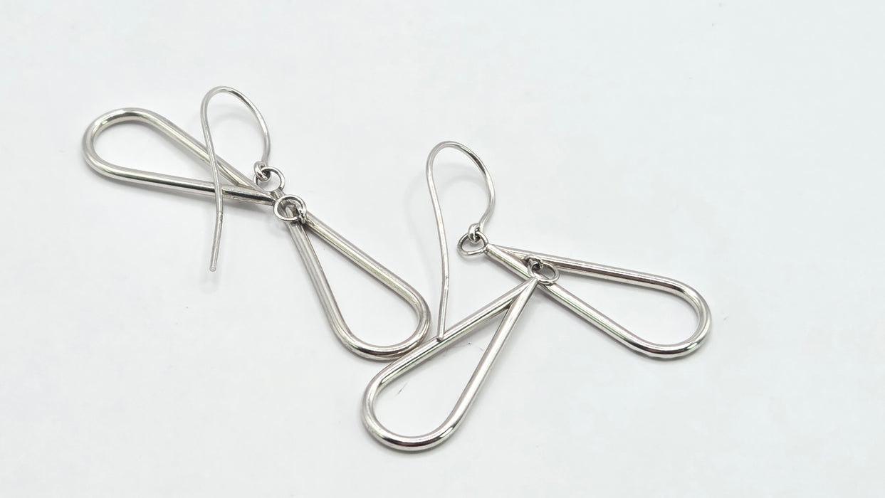 Vintage: 9ct White Gold Double Teardrop Drop Earrings