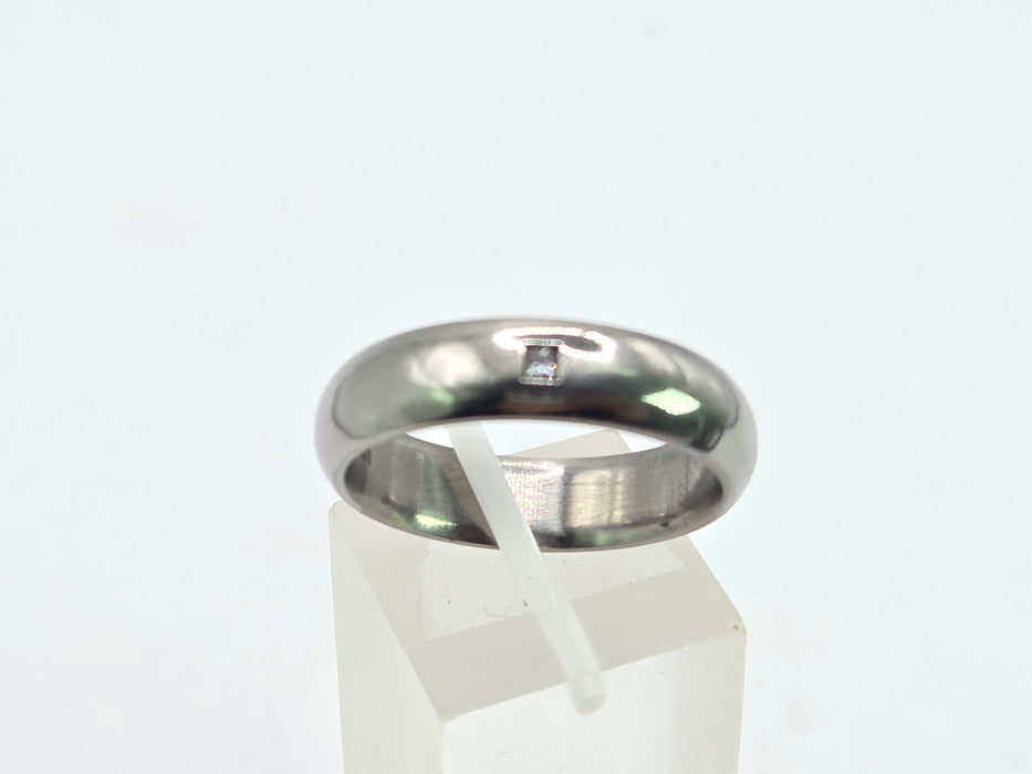 Vintage: Titanium Princess Cut Natural Diamond Band Ring