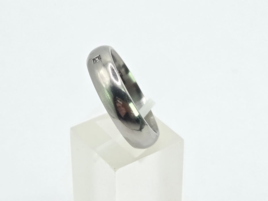 Vintage: Titanium Princess Cut Natural Diamond Band Ring
