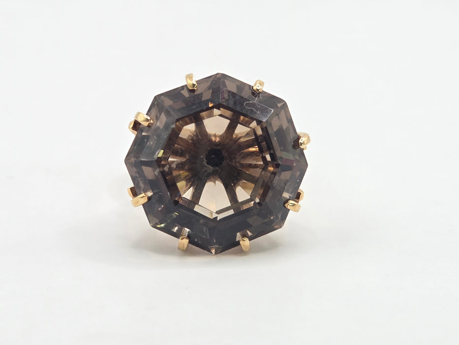 3070 Vintage: 9ct Yellow Gold Smoky Quartz Solitaire Ring — From 1970