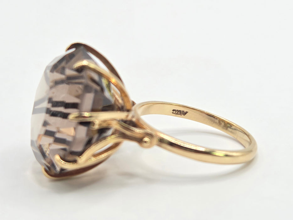 3070 Vintage: 9ct Yellow Gold Smoky Quartz Solitaire Ring — From 1970