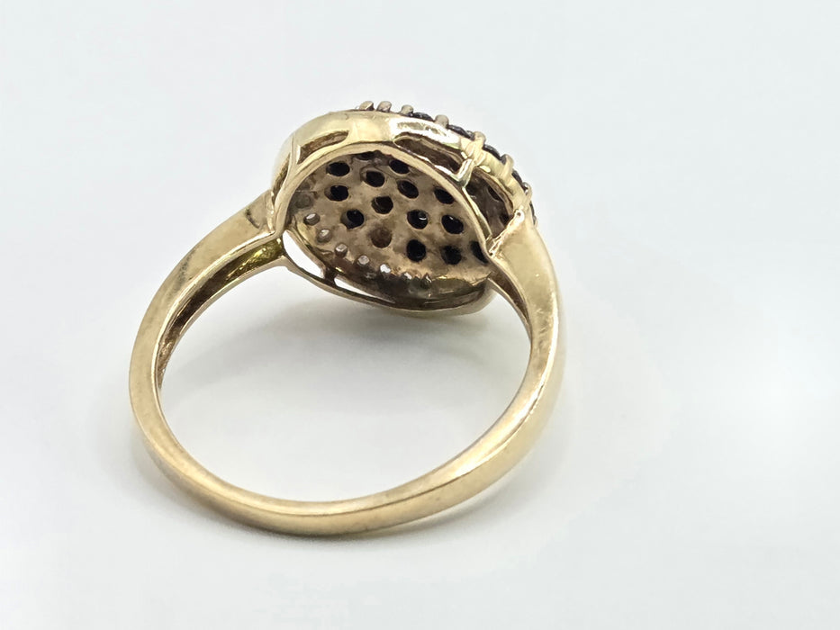 3078 Vintage: 9ct Yellow Gold Black & White Diamond Karma Ring