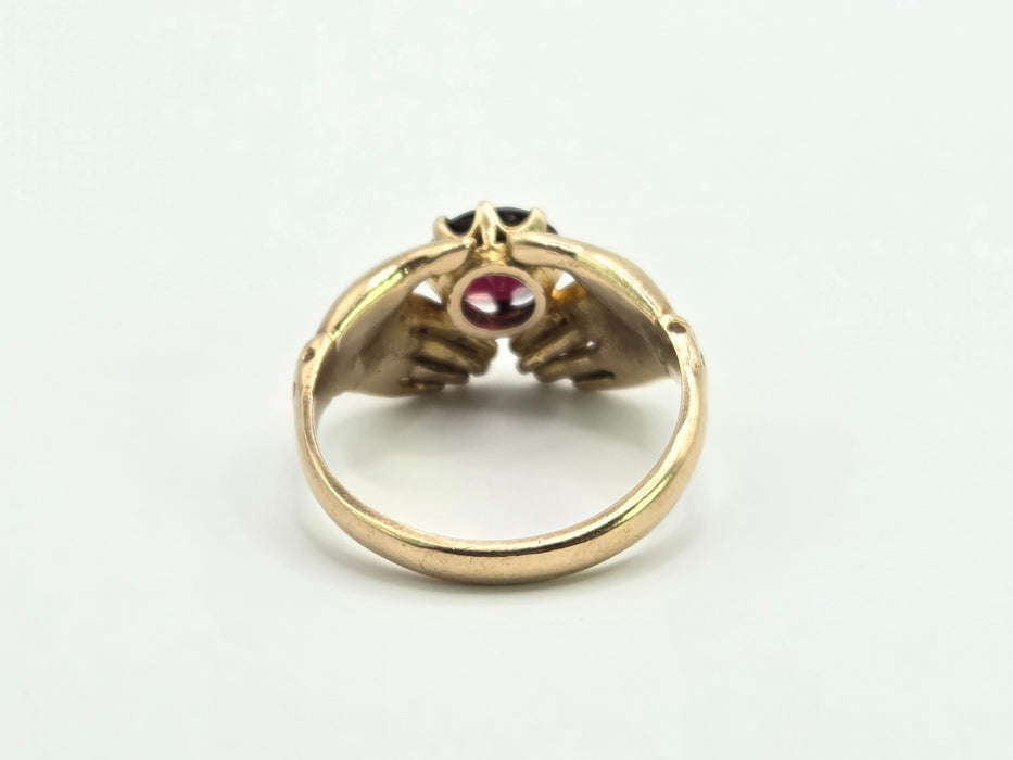3080 Vintage: 9ct Yellow Gold Garnet Celtic Hands Ring — From 1967