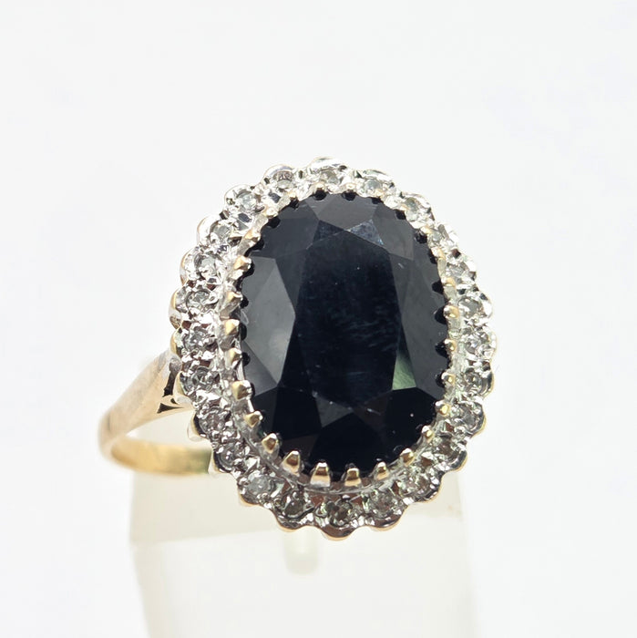 3377 Vintage: 9ct Yellow Gold Sapphire & Diamond Oval Cluster Ring — 9.11ct, From 1988