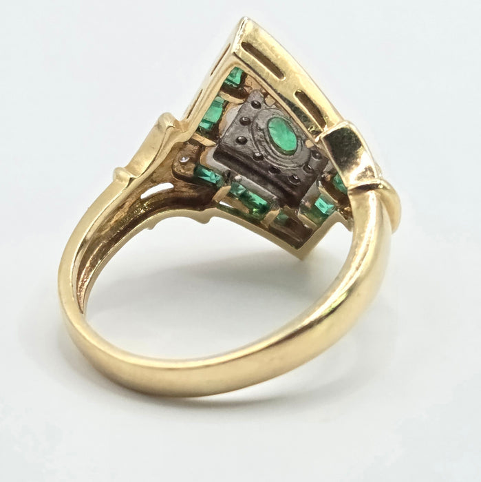 3385 Vintage: 14ct Yellow Gold Emerald & Diamond Art Deco Style Panel Ring
