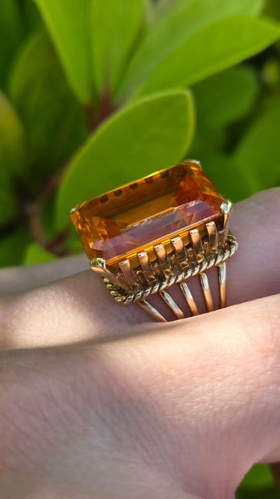 Vintage: 9ct Yellow Gold Orange Synthetic Sapphire Dress Ring — 25.39ct