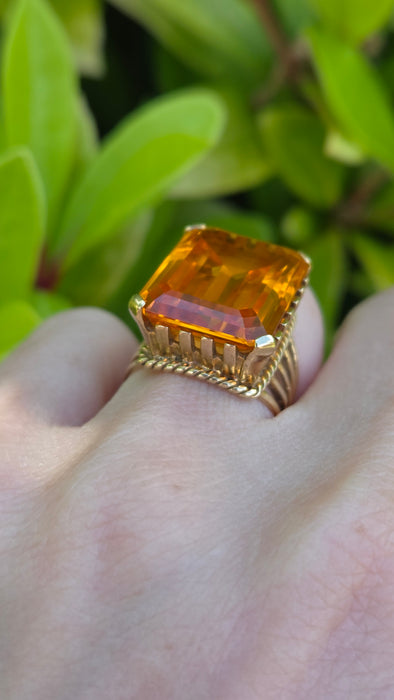 Vintage: 9ct Yellow Gold Orange Synthetic Sapphire Dress Ring — 25.39ct