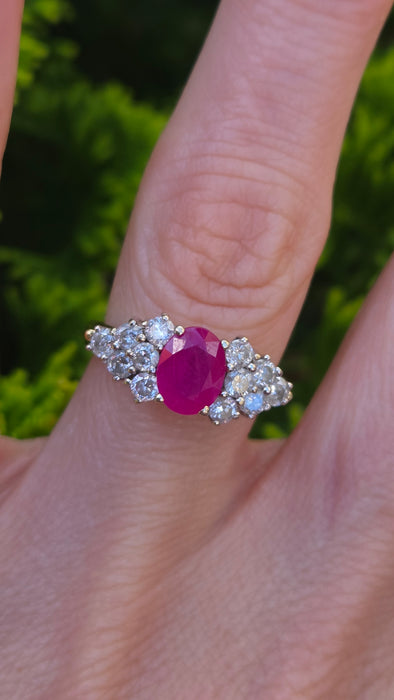 Vintage: 18ct Yellow Gold Ruby & Diamond Cluster Ring — 1.50ct