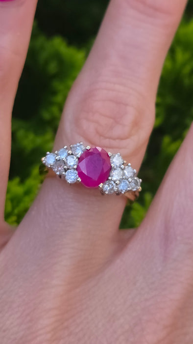 Vintage: 18ct Yellow Gold Ruby & Diamond Cluster Ring — 1.50ct