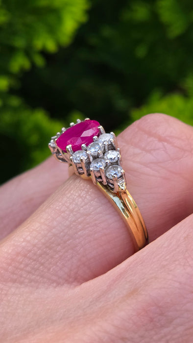 Vintage: 18ct Yellow Gold Ruby & Diamond Cluster Ring — 1.50ct