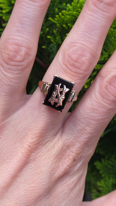 Antique: 9ct Yellow Gold Black Onyx Monogram Mourning Ring