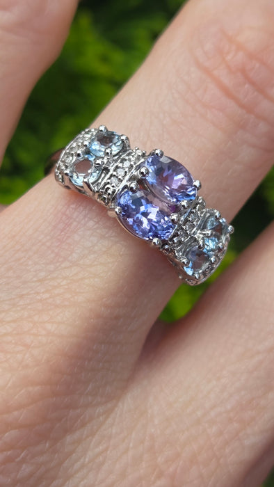 3262 Vintage: 9ct White Gold Tanzanite & Aquamarine Diamond Ring — 1.13ct