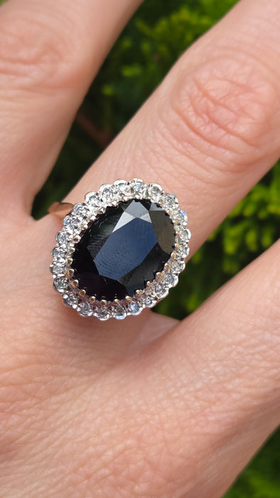 3377 Vintage: 9ct Yellow Gold Sapphire & Diamond Oval Cluster Ring — 9.11ct, From 1988