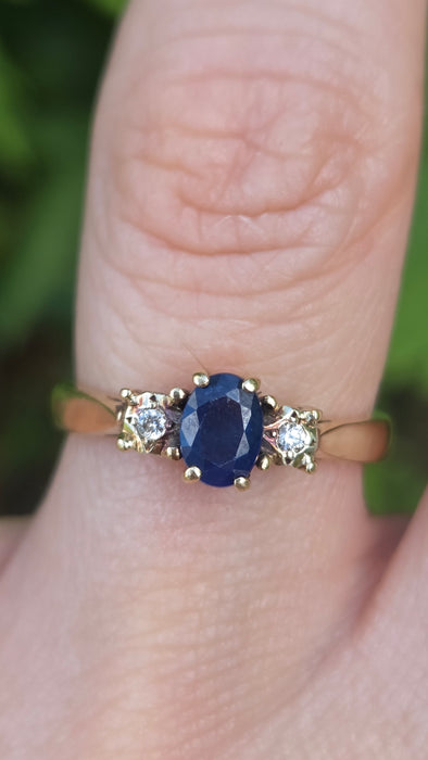 Vintage: 9ct Yellow Gold Sapphire & Diamond Three-Stone Ring