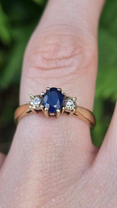 Vintage: 9ct Yellow Gold Sapphire & Diamond Three-Stone Ring