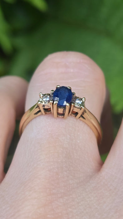 Vintage: 9ct Yellow Gold Sapphire & Diamond Three-Stone Ring