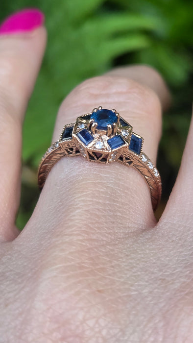 Vintage: 9ct Rose Gold Art Deco Style Sapphire & Goshenite Cluster Ring
