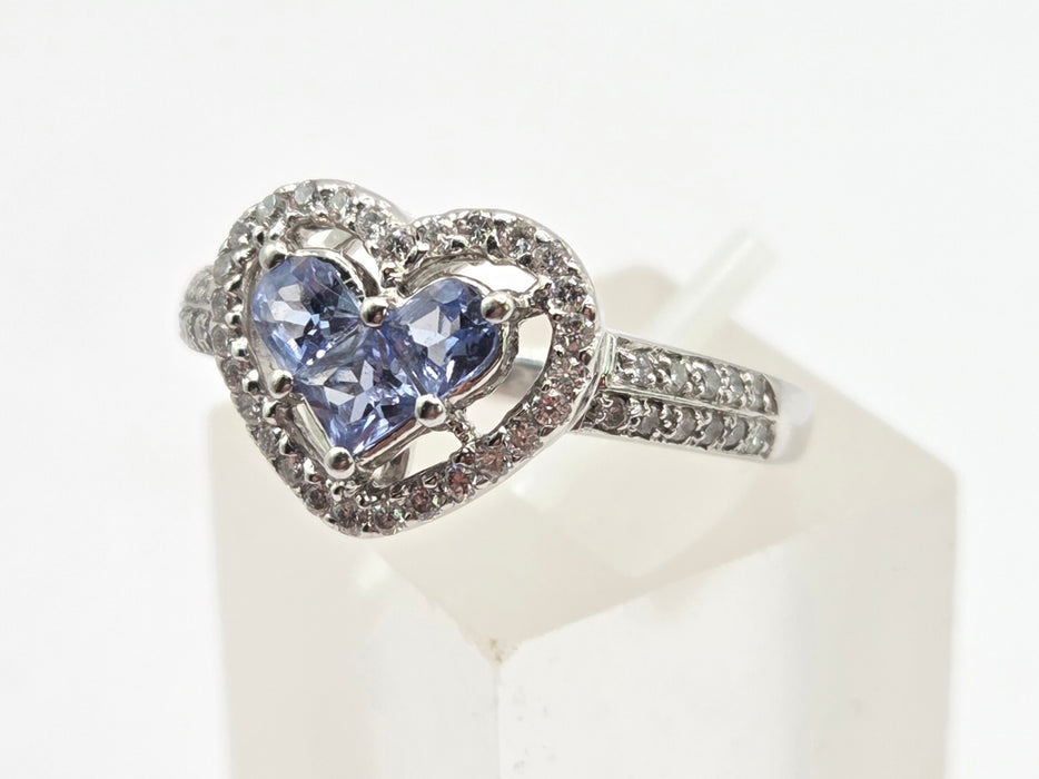 Vintage: 18ct White Gold Ceylon Sapphire & Diamond Heart Cluster Ring — 0.44ct & 0.30ct