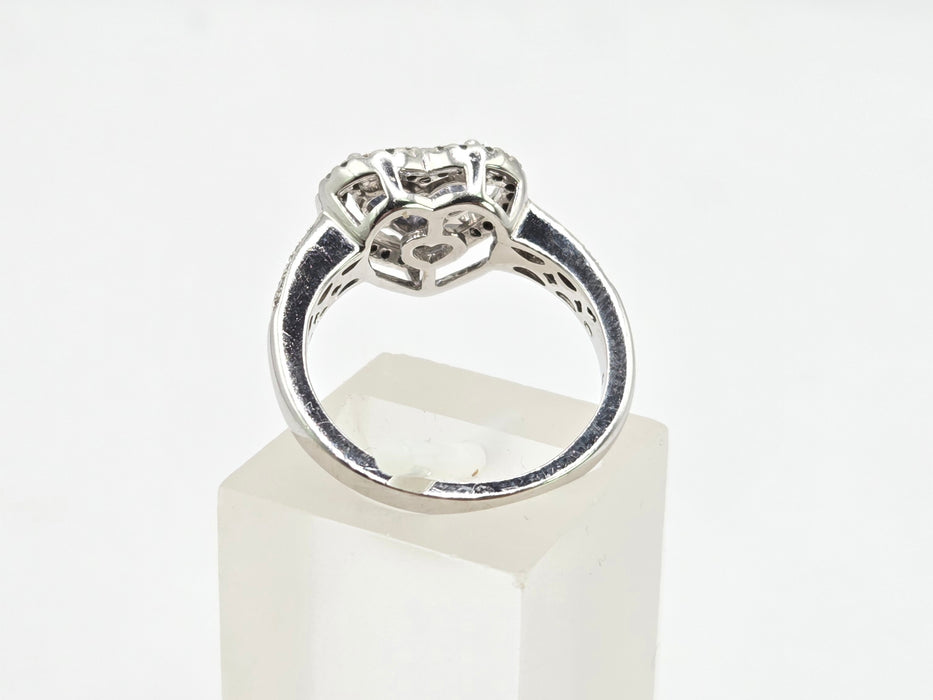 Vintage: 18ct White Gold Ceylon Sapphire & Diamond Heart Cluster Ring — 0.44ct & 0.30ct