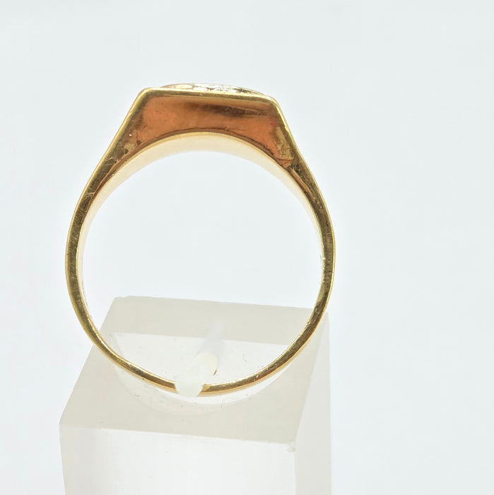 Vintage: 18ct Yellow Gold Diamond Signet Ring