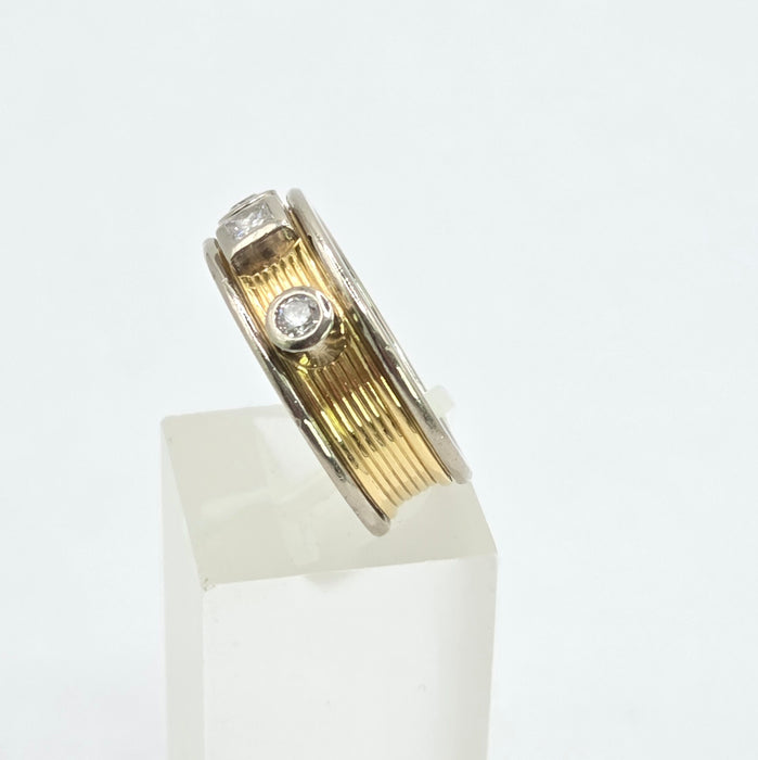 Saunders & Shepherd : Vintage: 18ct Yellow & White Gold Three Stone Diamond Ring — 0.50ct — From 2001